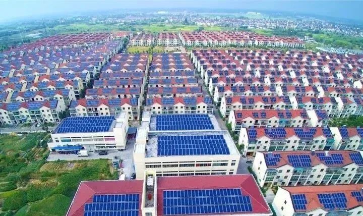 光伏發(fā)電“租房頂、免費裝”新套路，警惕陰陽合同，天上不會掉餡餅！